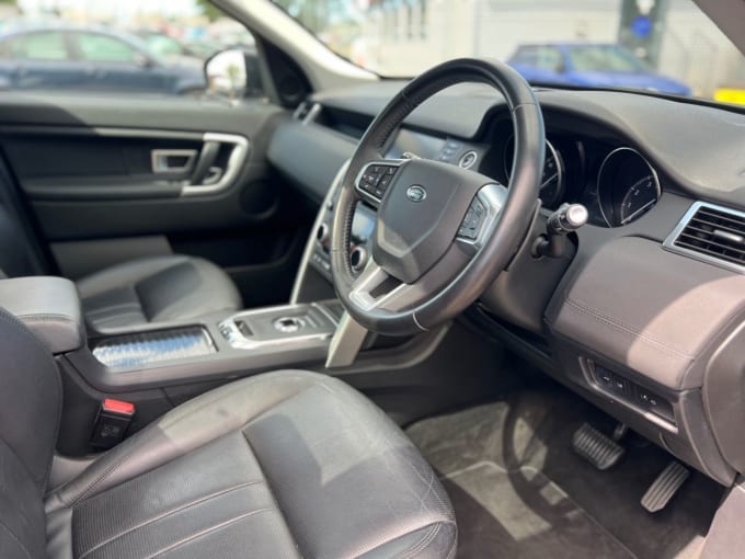 2025 Land Rover Discovery Sport