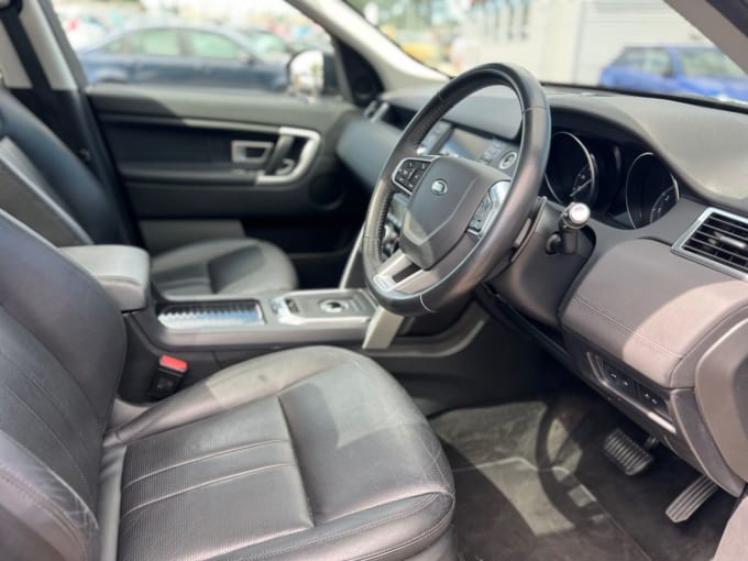 2025 Land Rover Discovery Sport