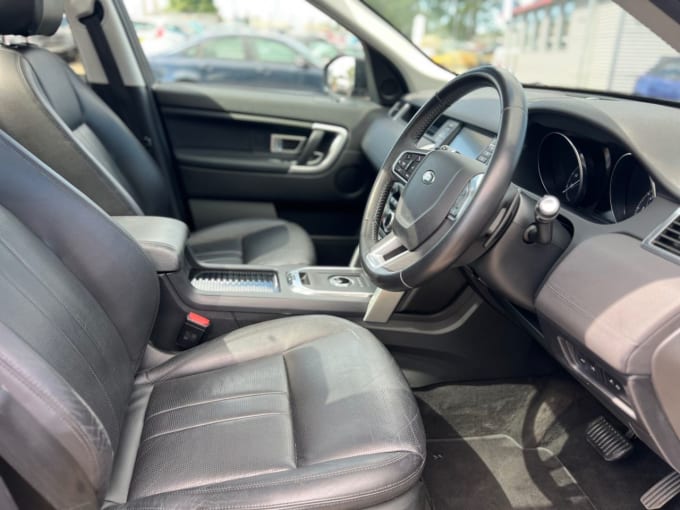 2025 Land Rover Discovery Sport