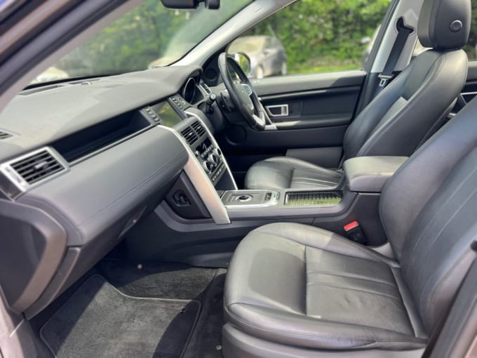 2025 Land Rover Discovery Sport