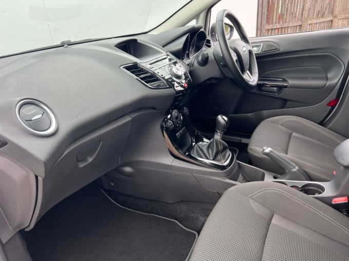 2016 Ford Fiesta