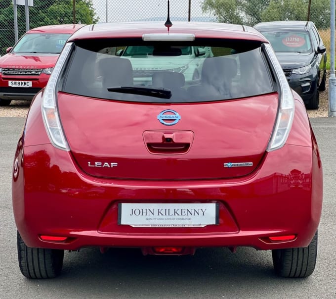 2025 Nissan Leaf