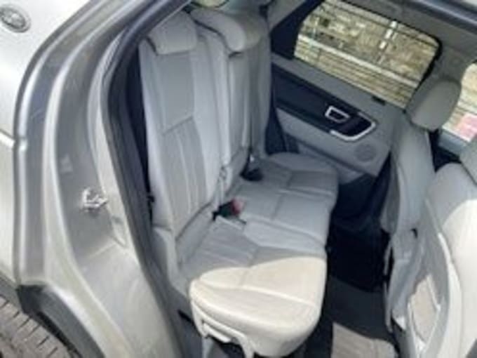2025 Land Rover Discovery Sport
