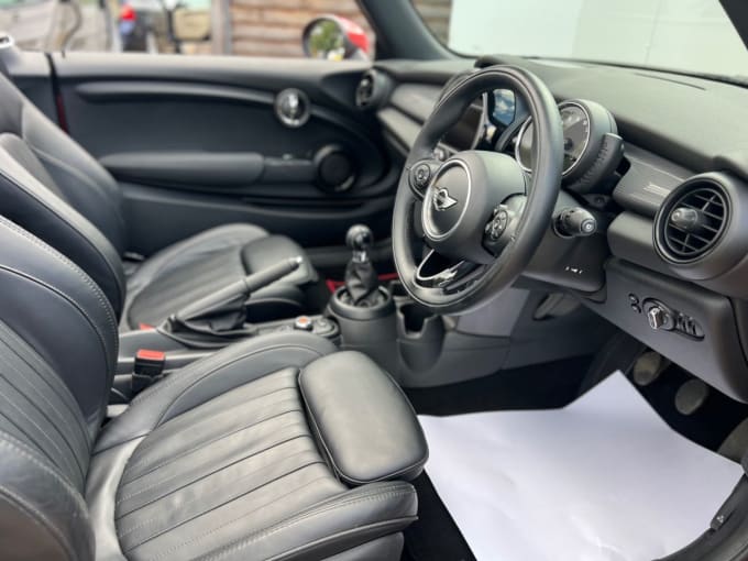 2025 Mini Convertible