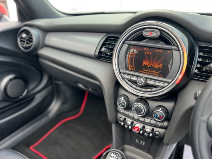 2025 Mini Convertible