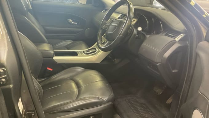 2025 Land Rover Range Rover Evoque