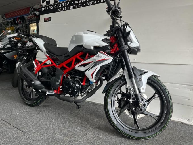 2025 Benelli Bn