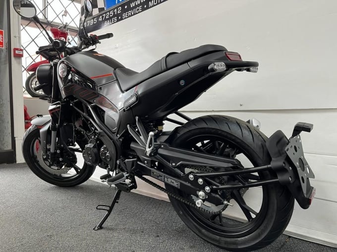 2025 Benelli Leoncino