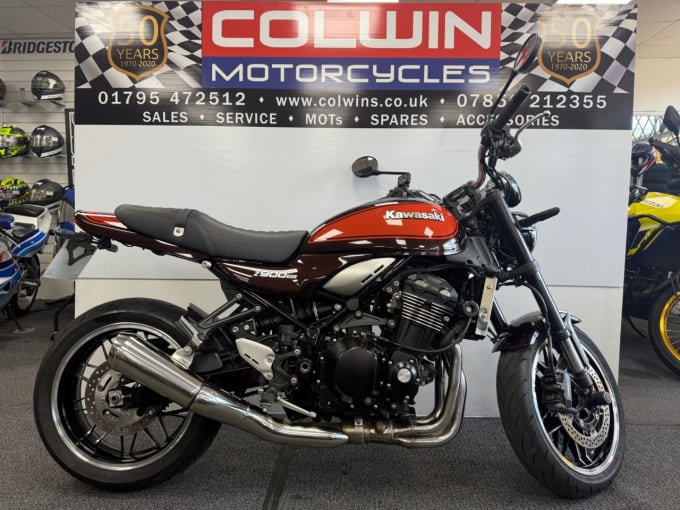 2025 Kawasaki Z900rs