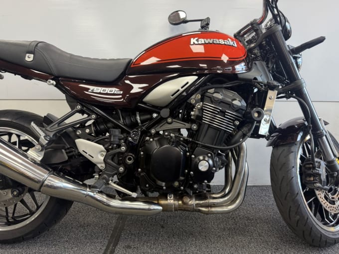 2025 Kawasaki Z900rs