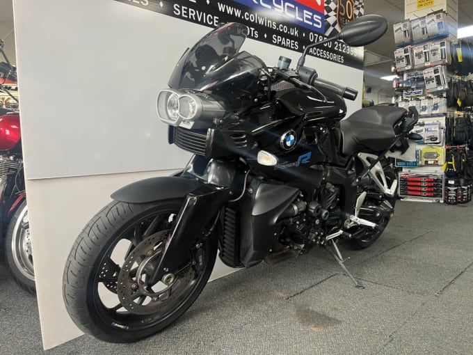 2025 BMW K1200r