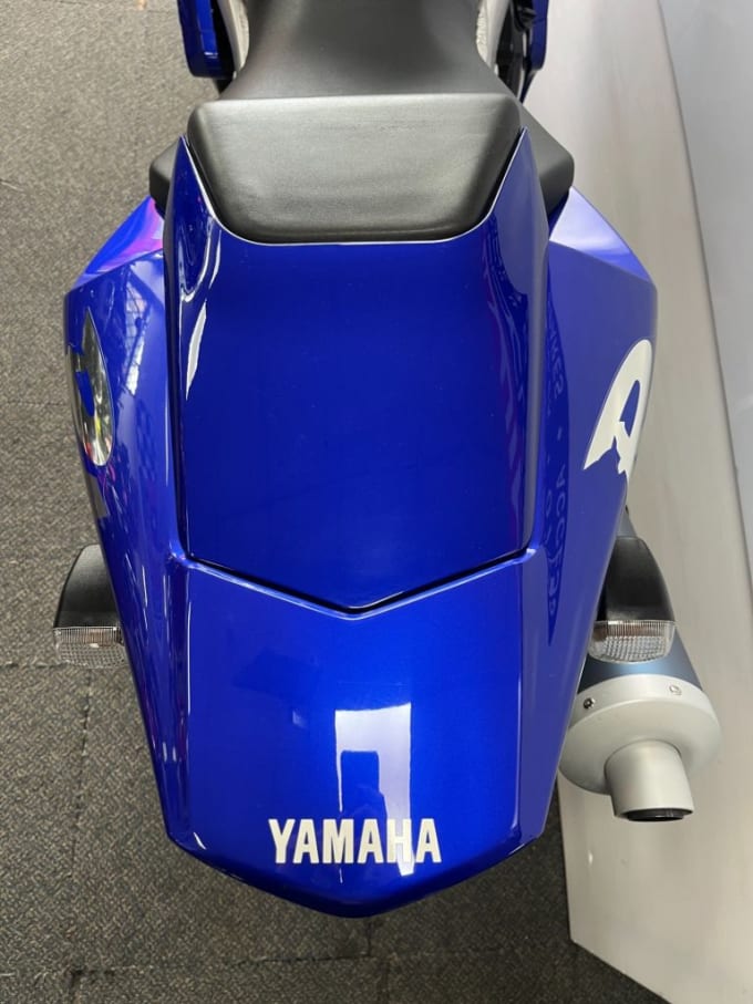 2002 Yamaha R1