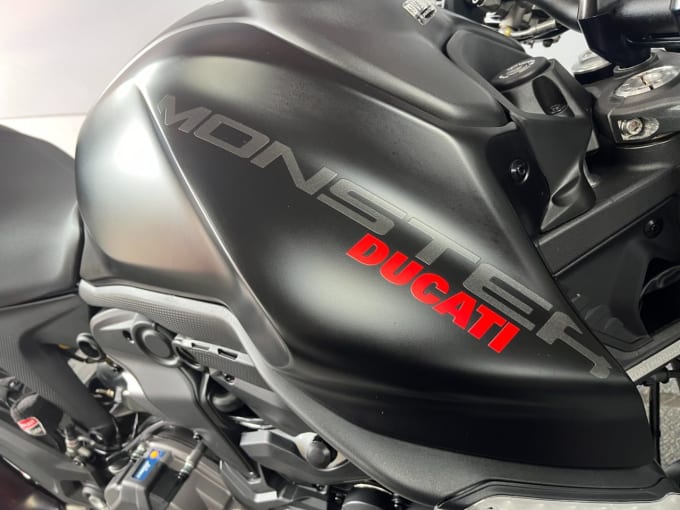 2025 Ducati Monster 937