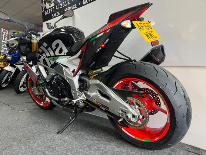 2024 Aprilia Tuono 1100 V4