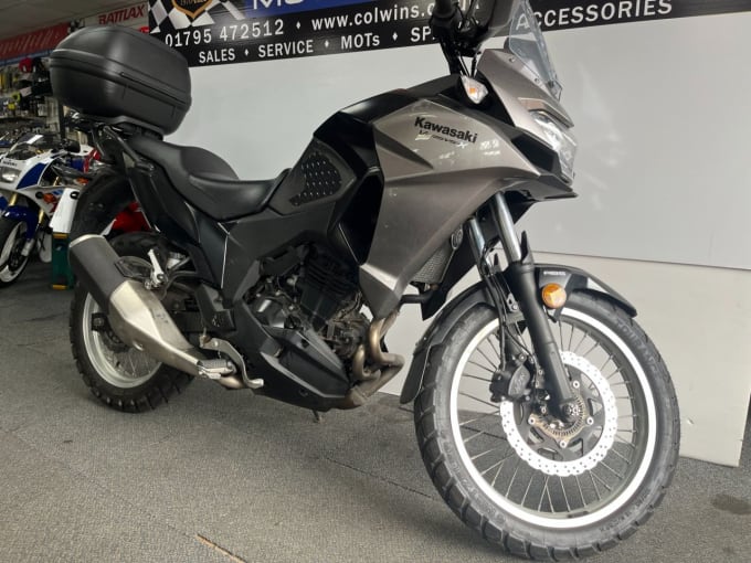 2025 Kawasaki Versys 300