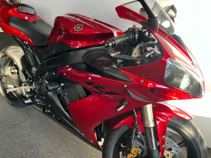 2004 Yamaha R1