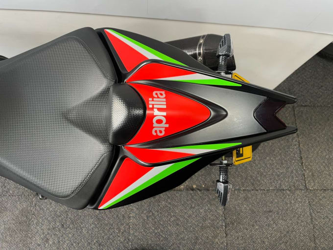 2025 Aprilia Tuono 1100 V4