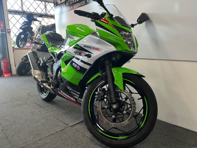 2025 Kawasaki Ninja 250