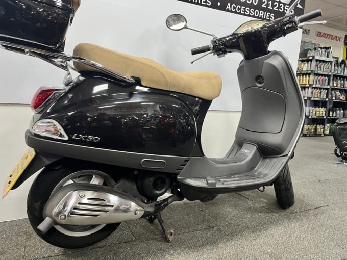 2025 Piaggio Vespa Lx