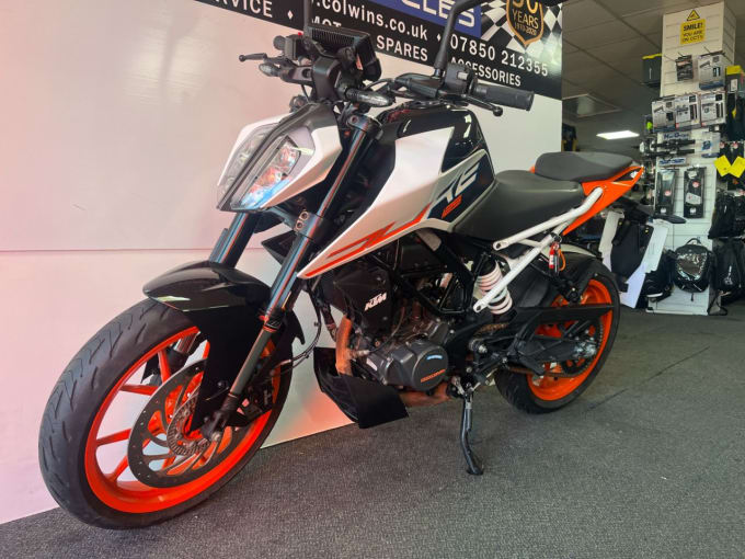 2025 Ktm 125 Duke