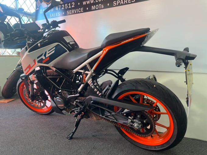 2025 Ktm 125 Duke