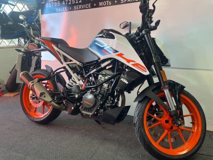 2025 Ktm 125 Duke