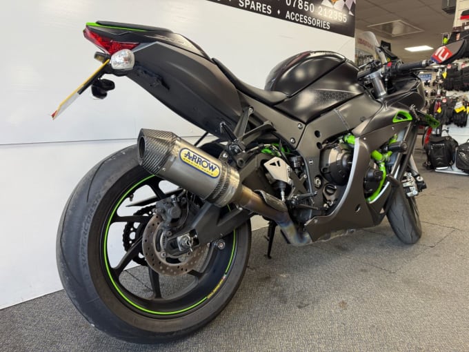 2025 Kawasaki Ninja Zx-10r