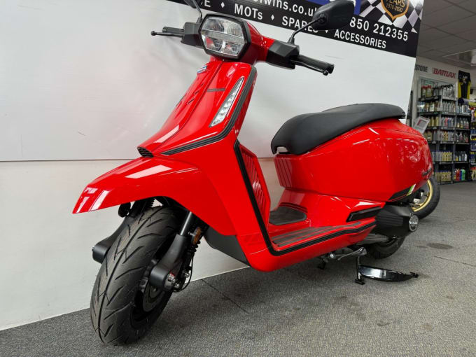 2025 Lambretta X 125