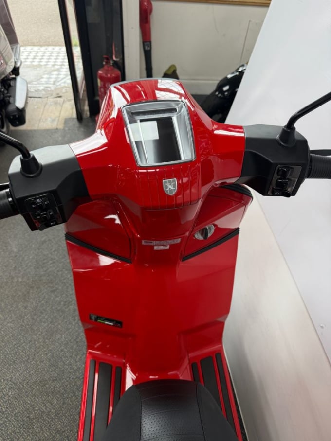 2025 Lambretta X 125