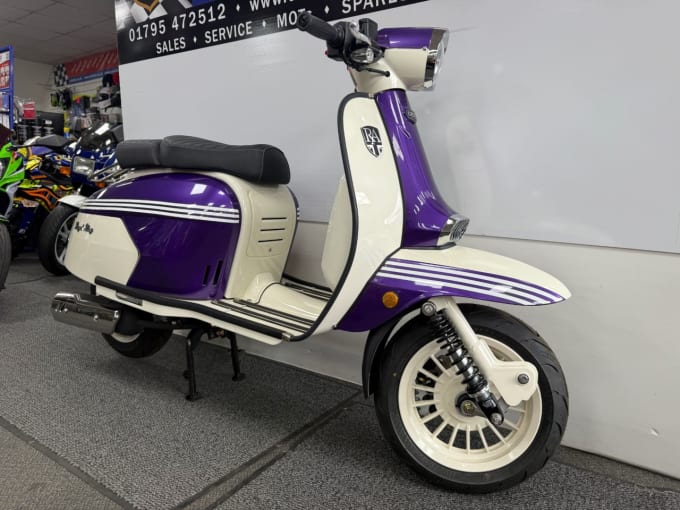 2025 Royal Alloy Gp 125