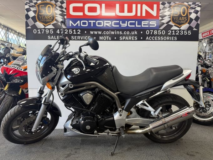 2025 Yamaha Bt1100