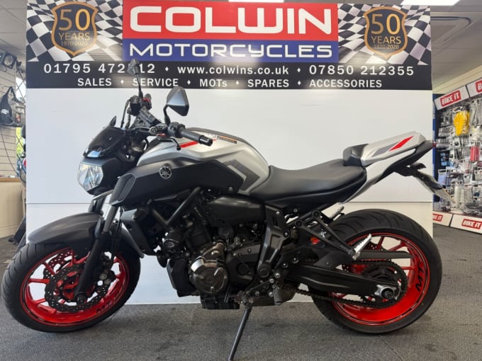 2025 Yamaha Mt-07