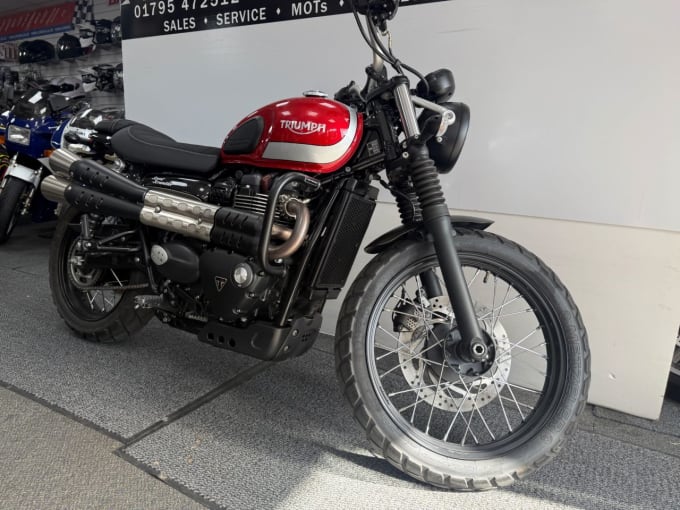 2025 Triumph Street Scrambler
