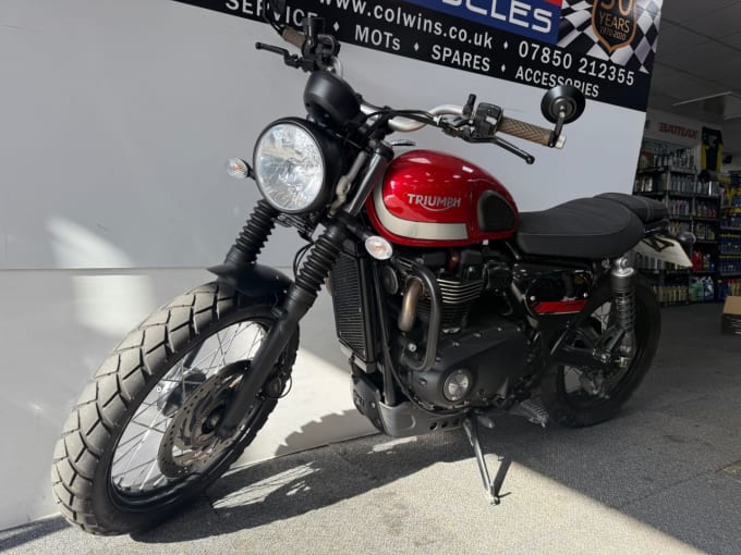 2025 Triumph Street Scrambler