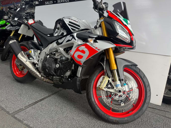 2025 Aprilia Tuono 1100 V4