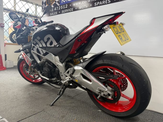 2025 Aprilia Tuono 1100 V4