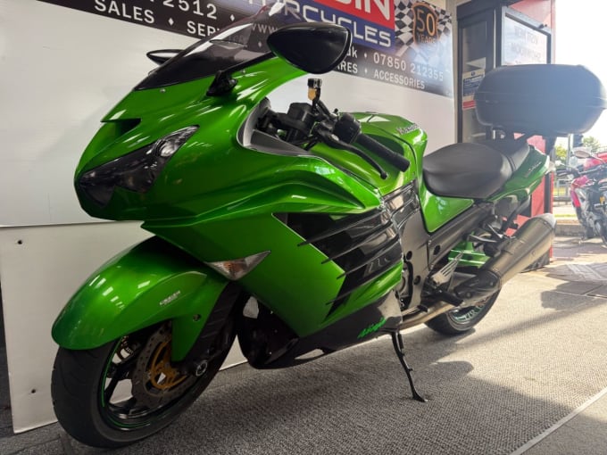 2025 Kawasaki Zzr1400