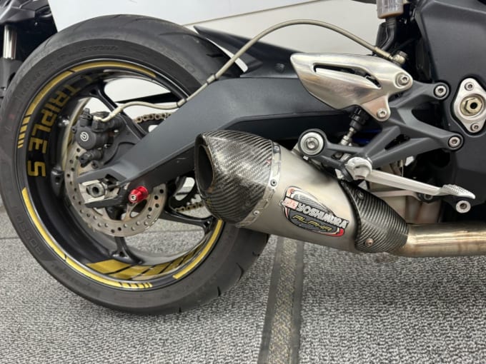 2025 Triumph Street Triple 675