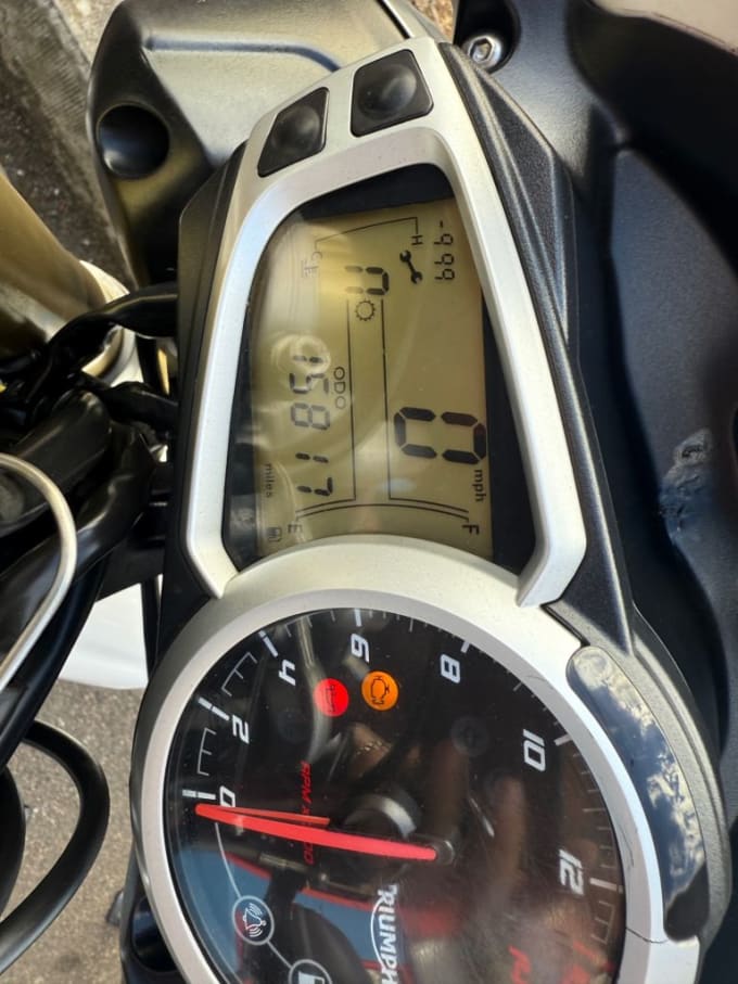 2025 Triumph Street Triple 675