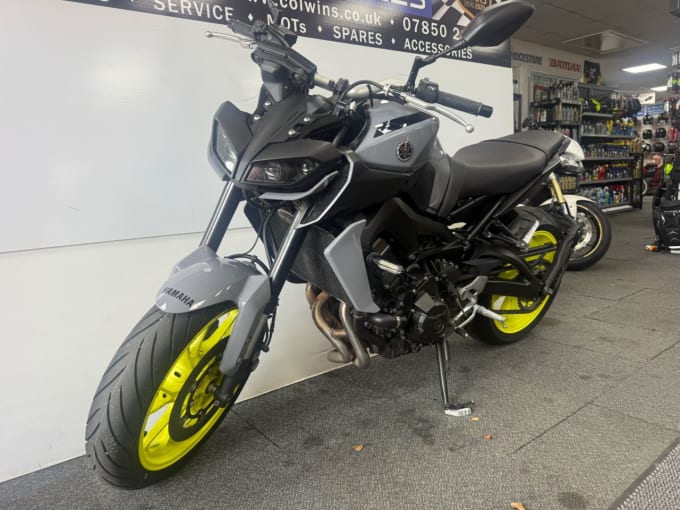 2025 Yamaha Mt-09