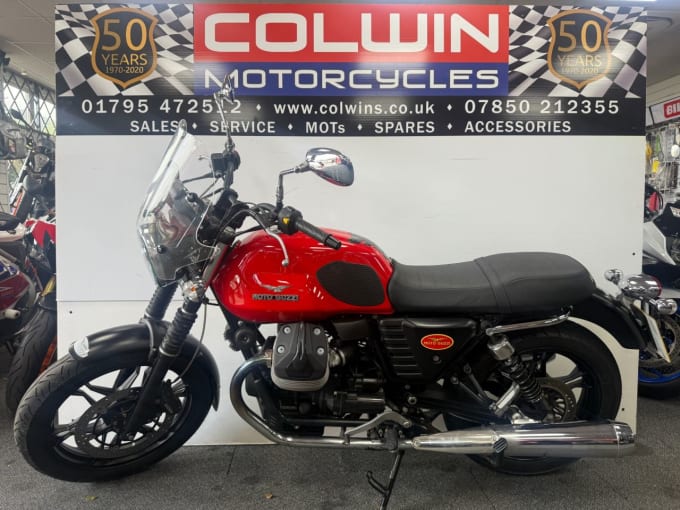 2025 Moto Guzzi V7