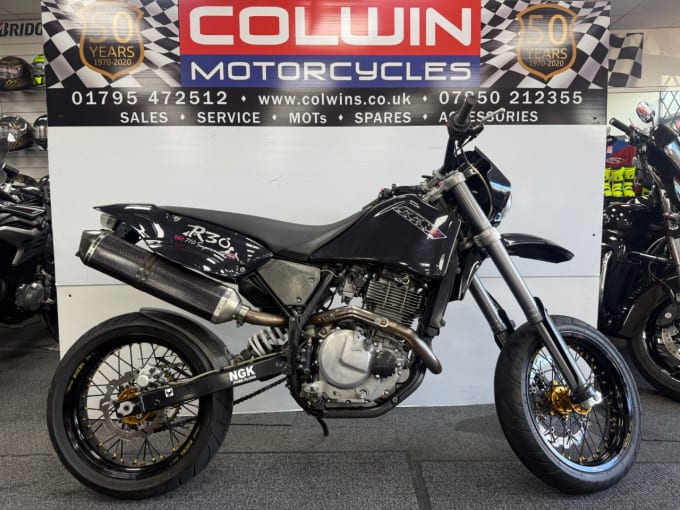 2025 Ccm R30 Supermoto