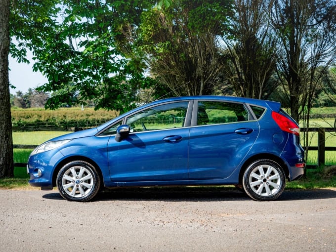 2025 Ford Fiesta