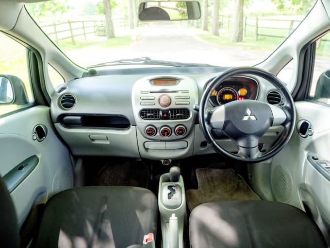 2025 Mitsubishi I