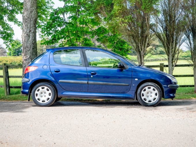 2025 Peugeot 206