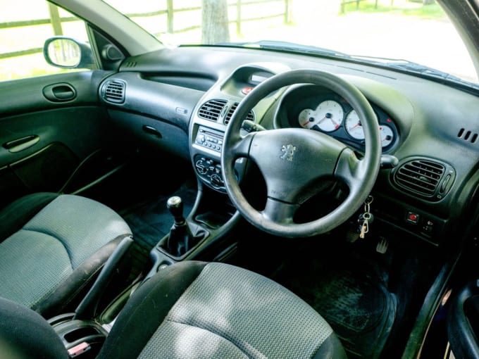2025 Peugeot 206