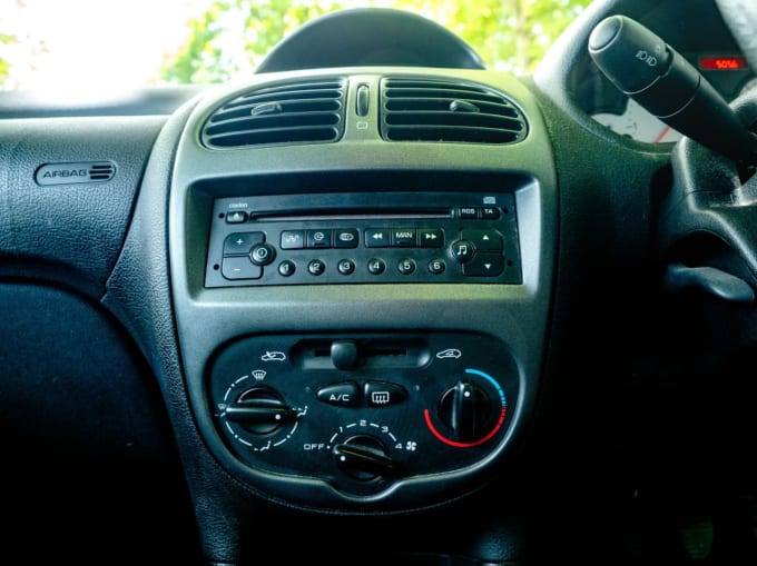 2025 Peugeot 206