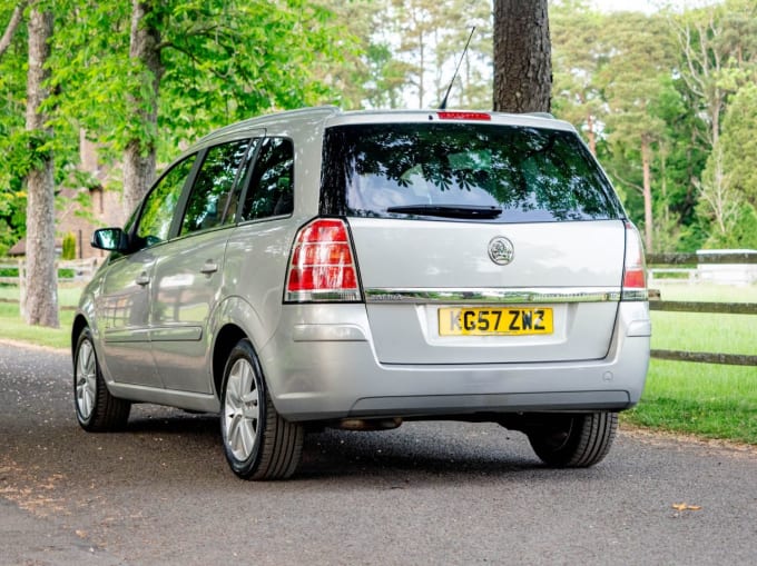 2025 Vauxhall Zafira