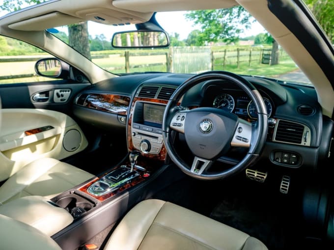 2025 Jaguar Xkr