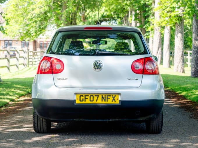 2025 Volkswagen Golf